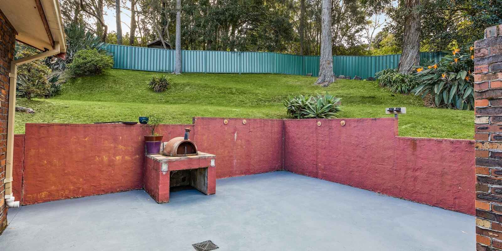 8 Jacaranda Avenue Figtree 8 Jacaranda Avenue Figtree