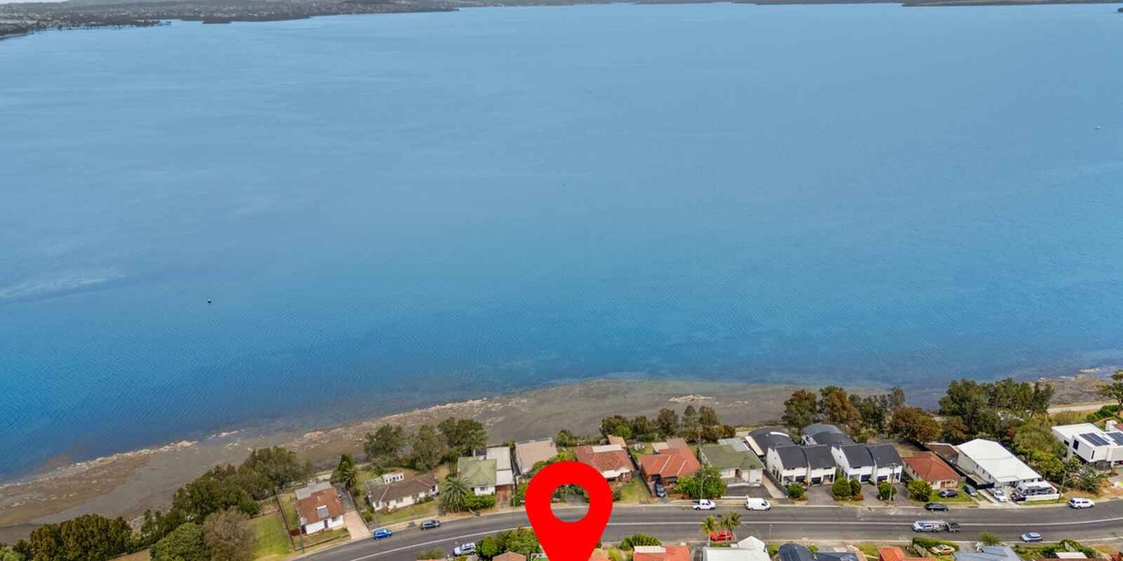 274 Northcliffe Drive Lake Heights 274 Northcliffe Drive Lake Heights