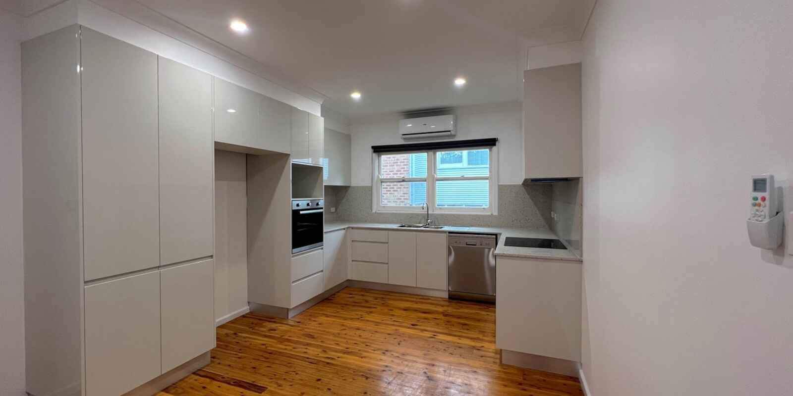 15A Alkera Crescent West Wollongong