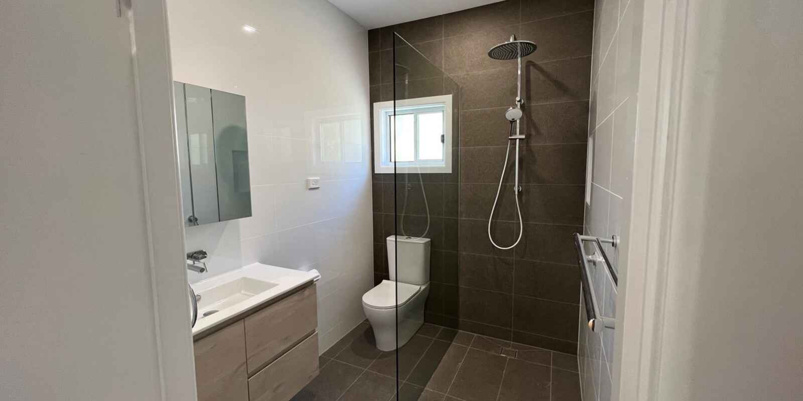 15A Alkera Crescent West Wollongong