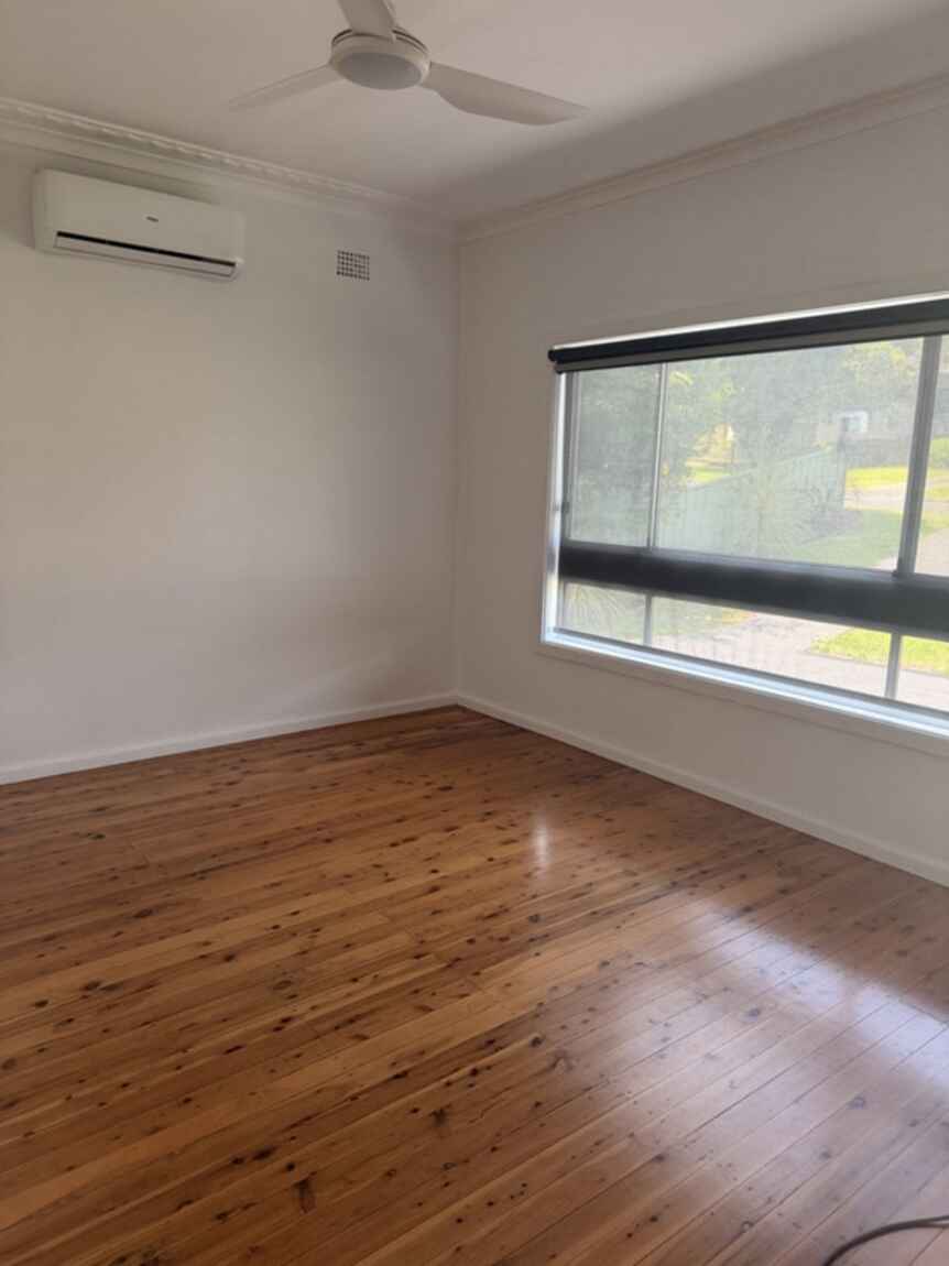 15A Alkera Crescent West Wollongong